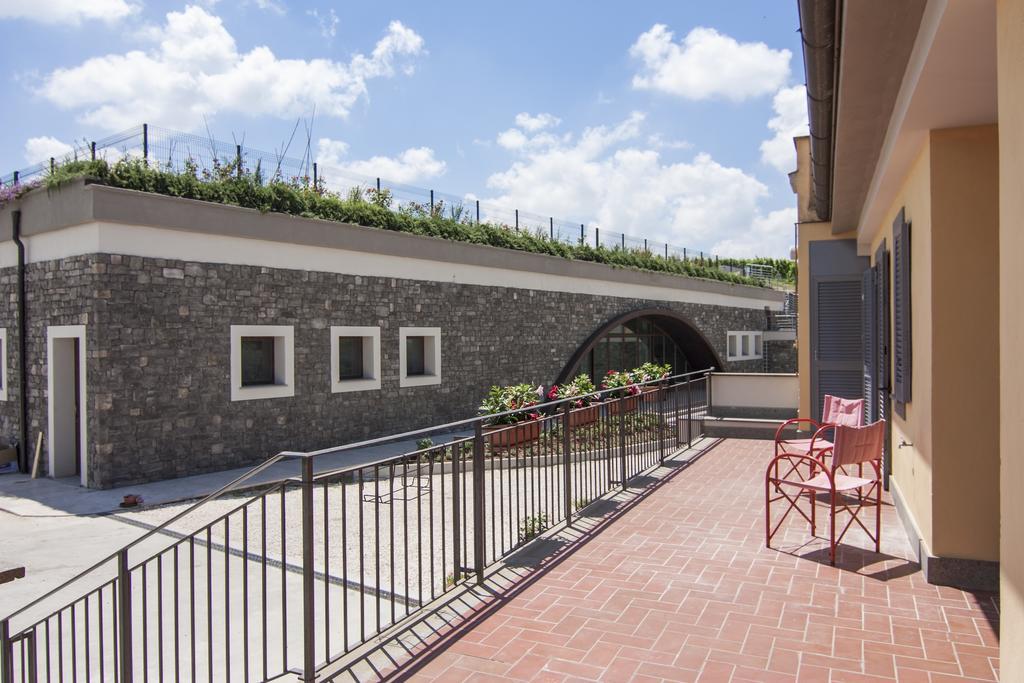Merumalia Wine Resort Frascati Ruang foto